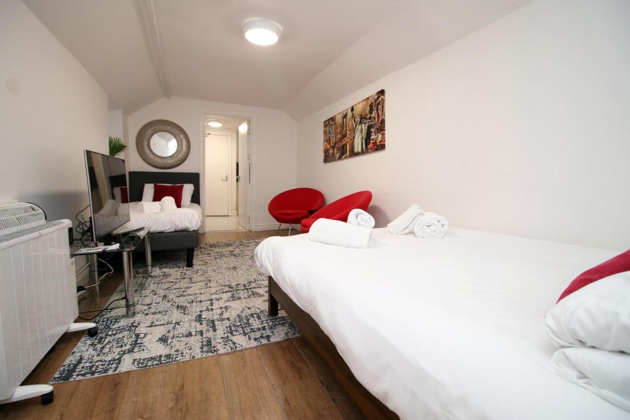 סוואנסי Lovely Studio Flat With Free Parking - Near To City Center מראה חיצוני תמונה